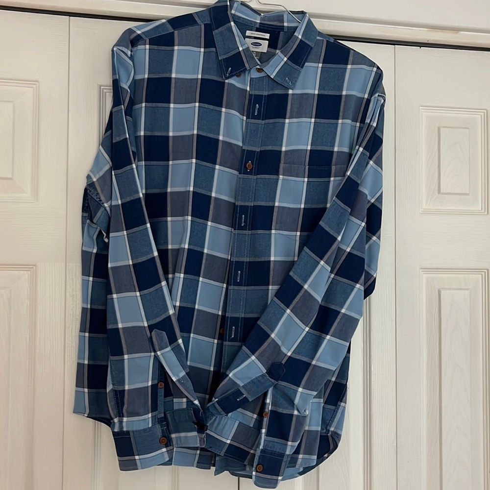 Old Navy Casual Button Down